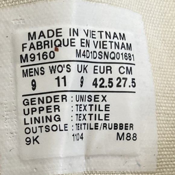 Converse All Stars Classic  Black Chuck Taylor High Tops Men's Size 9 - Picture 3 of 10